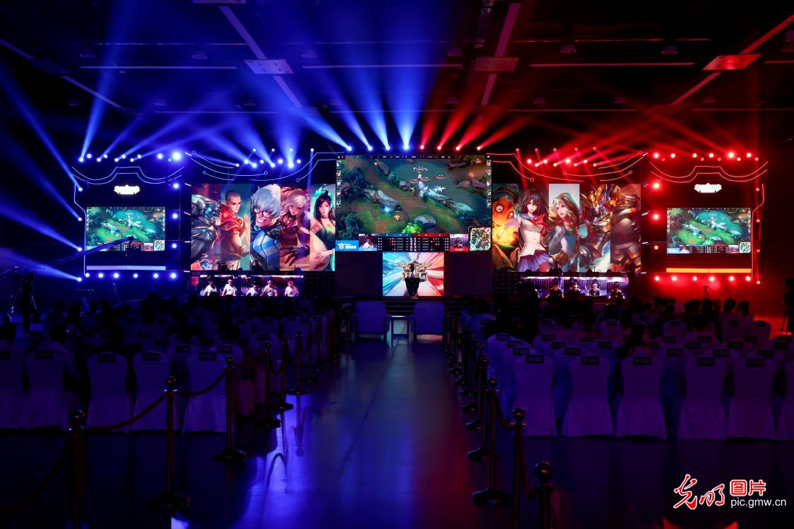 选手以2 选手以2