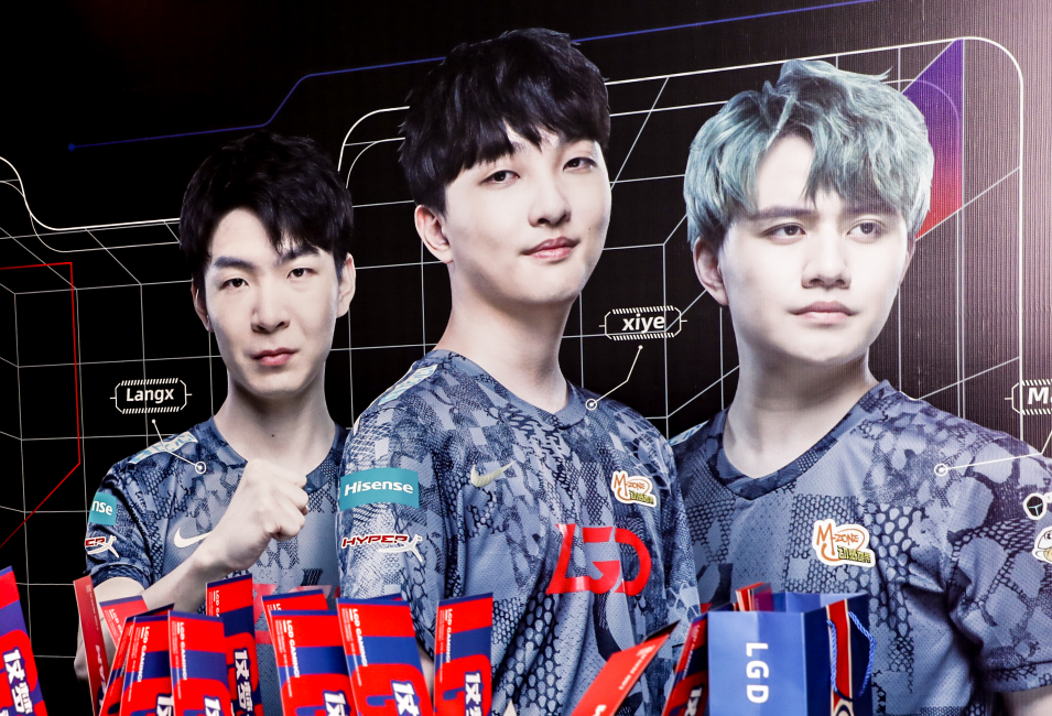 央媒的批评 央媒的批评