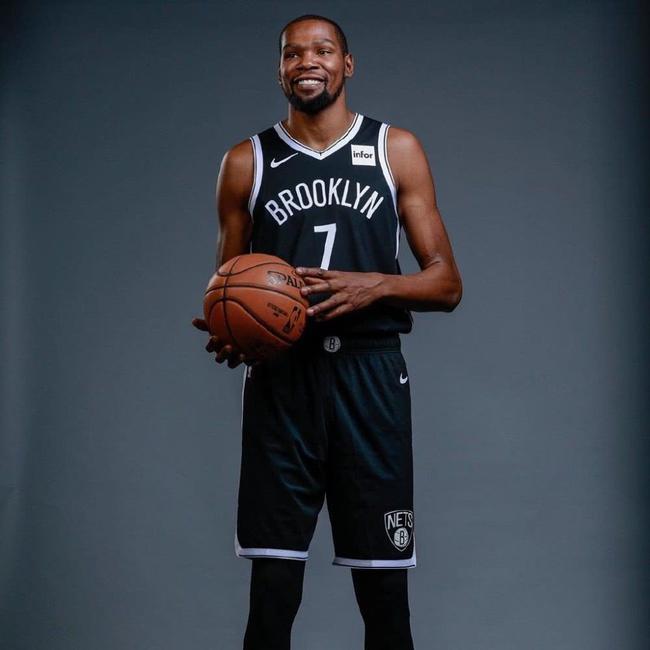 年中羽毛球 年中羽毛球