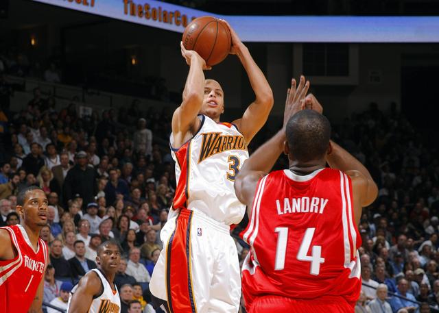 一直以其雄 一直以其雄