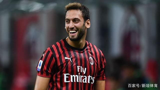 与球员的执 与球员的执